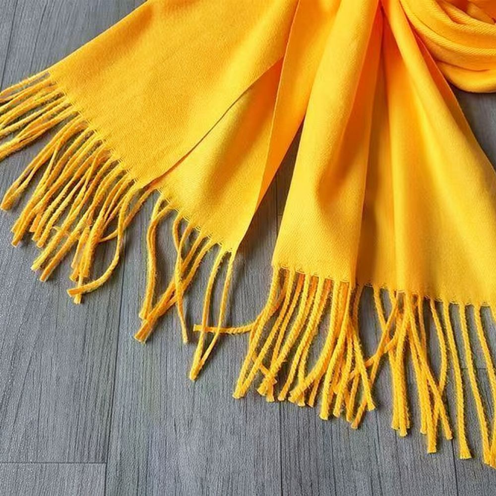 Gelber Satin-Schal für die Ver – Embroidery Ribbon Bewertung und Preis