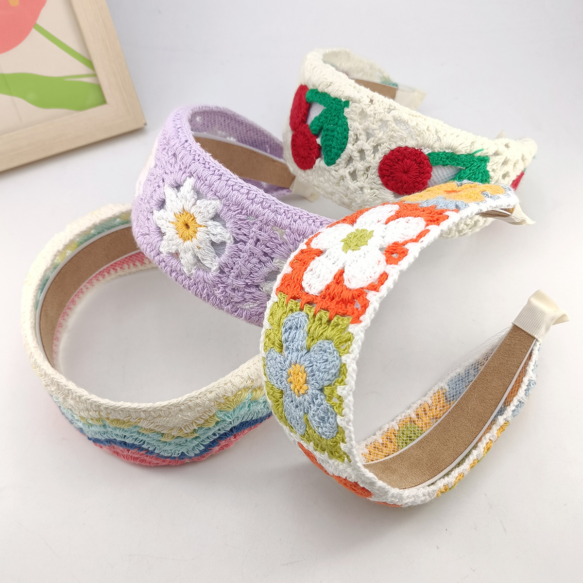 Süße Blumenstickerei Mädchen H – Embroidery Hoop Plastic Bewertung und Preis
